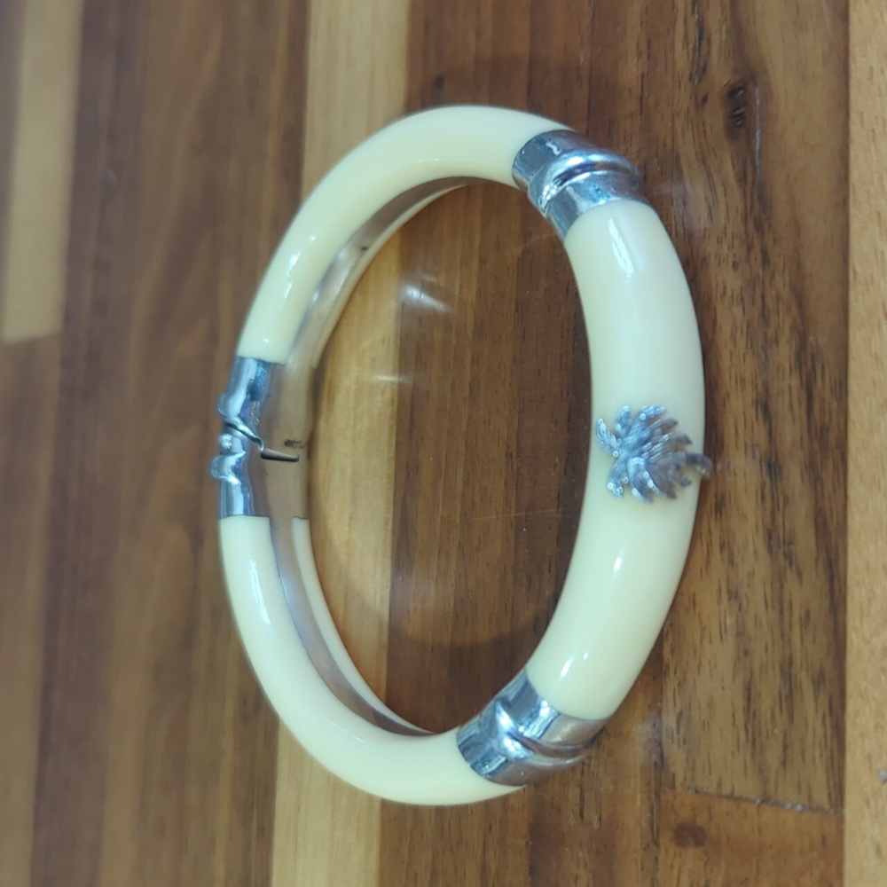 Sterling silver hinge bangle bracelet cream bakelite? palm tree